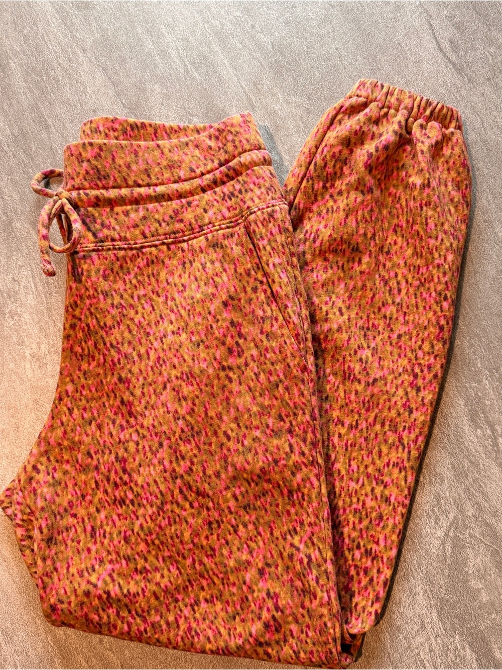 Lou & Grey Abstract Speckled Leopard Joggers Size S
